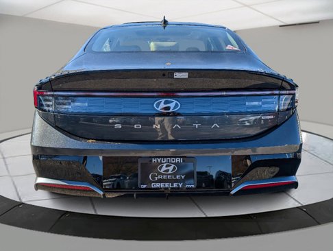 New 2025 Hyundai Sonata Limited image 3