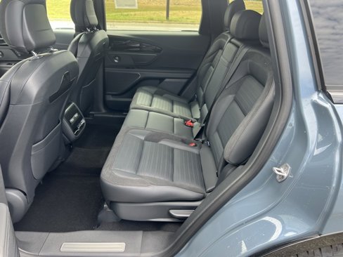 New 2025 Lincoln Nautilus Reserve w/ Jet Appearance Package image 9