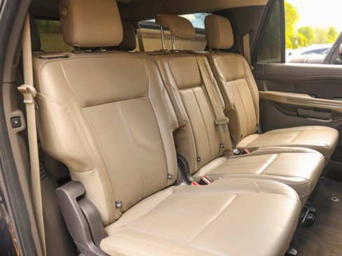 Used 2019 Ford Expedition Max XLT w/ Equipment Group 202A image 29