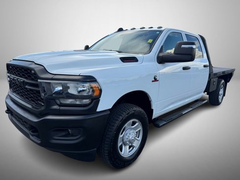 Used 2024 RAM 2500 Tradesman w/ Snow Chief Group image 2