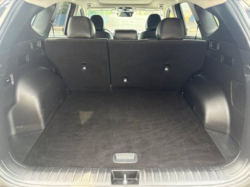 Used 2023 Hyundai Tucson Limited image 32