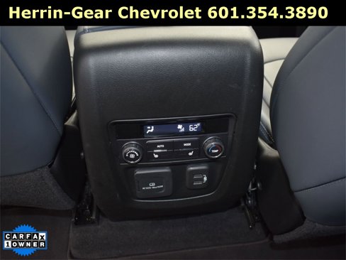 Used 2024 Buick Enclave Premium image 18