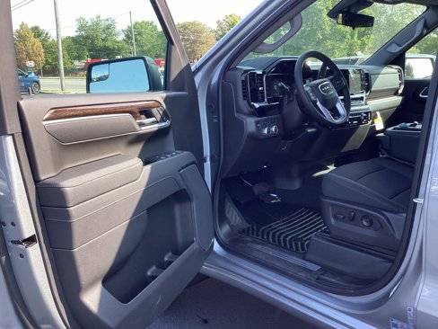 New 2026 GMC Sierra 1500 Elevation image 14