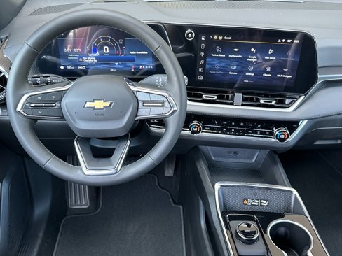New 2026 Chevrolet Equinox LT w/ Convenience Package II image 16