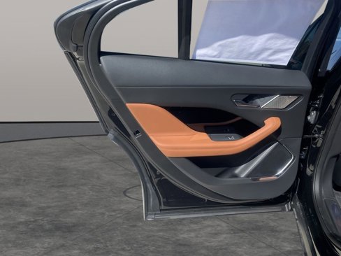 New 2024 Jaguar I-PACE R-Dynamic HSE image 24