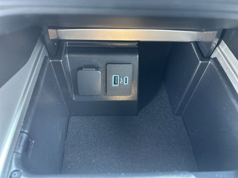 Certified 2023 Ford Explorer Limited w/ Equipment Group 301A image 34