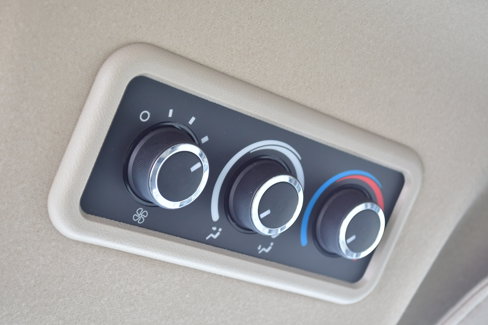 Used 2024 Chevrolet Express 3500 LT w/ LT Preferred Equipment Group image 28