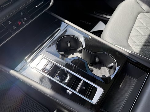 New 2025 Volkswagen Atlas SEL Premium R-Line image 15