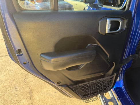 Used 2018 Jeep Wrangler Unlimited Sport S image 16