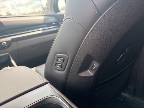 New 2026 Kia Carnival EX image 26