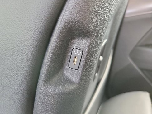 Certified 2024 Kia Sportage SX image 17