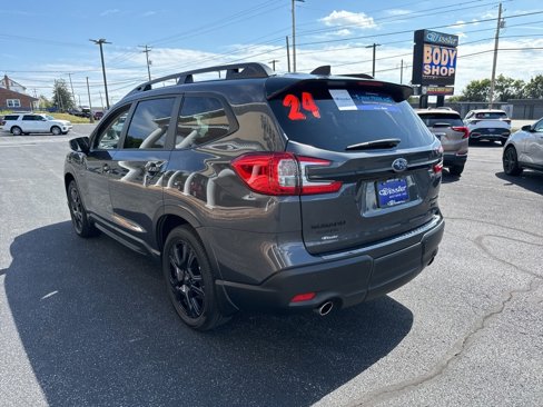 Used 2024 Subaru Ascent Onyx Edition image 3