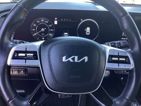 Used 2024 Kia Telluride SX Prestige X-Pro image 16
