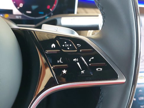 New 2025 Mercedes-Benz S 580 4MATIC Sedan image 18