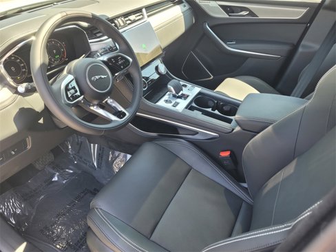 New 2026 Jaguar F-PACE R-Dynamic S image 13