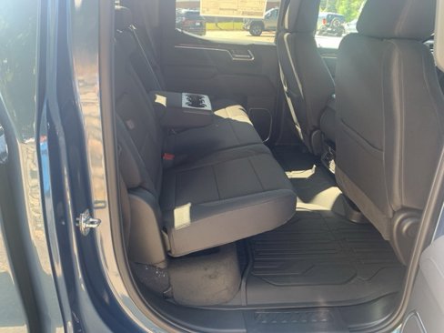 New 2026 GMC Sierra 1500 Elevation w/ LPO, Elevation Black Package image 11