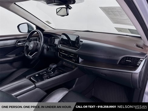 Used 2021 Nissan Rogue SL w/ Premium Package image 30