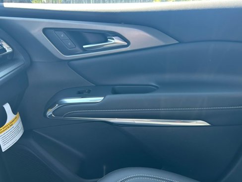 New 2026 Chevrolet Traverse LT w/ Sun and Wheel Package image 12