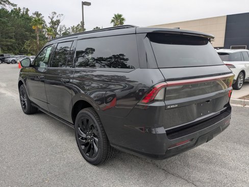 New 2025 Lincoln Navigator L Reserve w/ Jet Appearance Package image 6