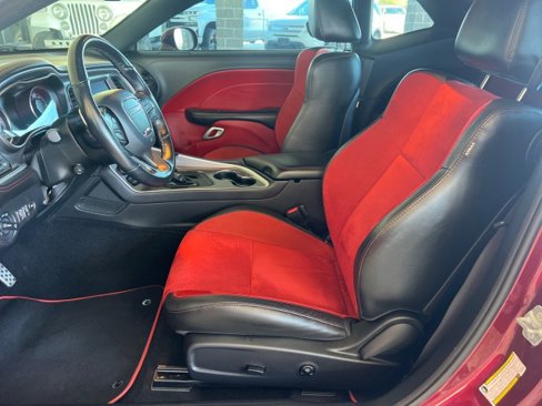 Used 2021 Dodge Challenger R/T w/ Plus Package image 19