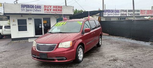 Used 2012 Chrysler Town & Country Touring w/ Entertainment Group #1 image 1