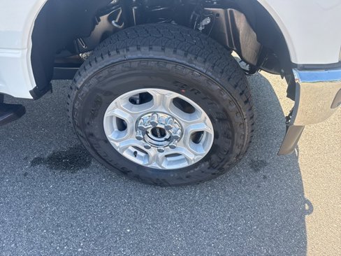 New 2026 Ford F350 XLT image 12