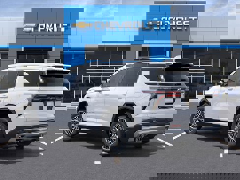 New 2026 Chevrolet Traverse LT image 3