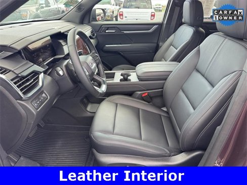 Used 2025 GMC Acadia Elevation w/ Elevation Premium Package image 7