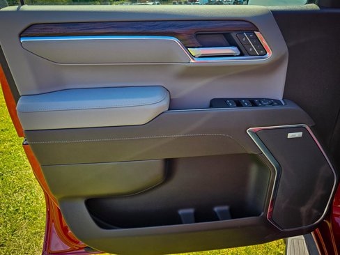 New 2026 GMC Sierra 1500 SLT w/ SLT Premium Plus Package image 12