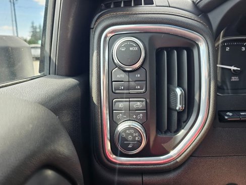 Used 2023 GMC Sierra 3500 AT4 w/ AT4 Premium Plus Package image 40