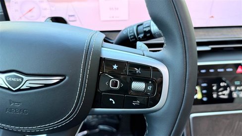 Used 2025 Genesis GV80 3.5T Prestige image 22