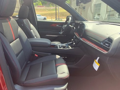 New 2026 Chevrolet Traverse RS image 19