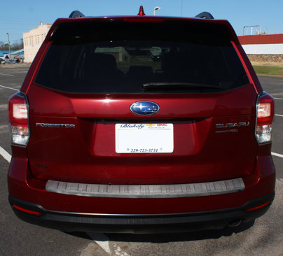 Used 2017 Subaru Forester 2.5i Touring image 8
