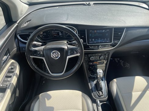Used 2018 Buick Encore Sport Touring image 10