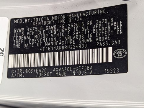 Used 2024 Toyota Camry SE image 17