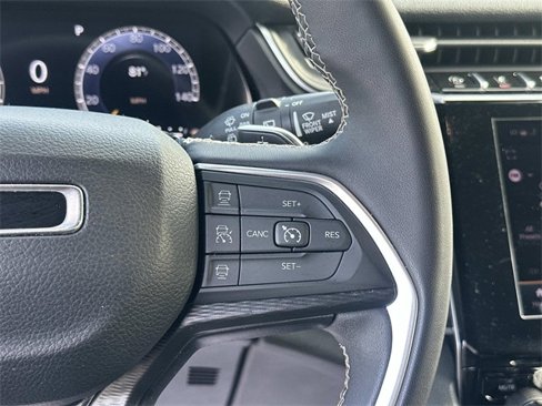 Used 2023 Jeep Grand Cherokee Altitude image 25