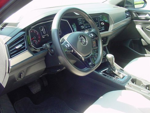 Used 2020 Volkswagen Jetta R-Line w/ R-Line Cold Weather Package image 11