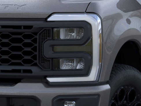 New 2025 Ford F250 Lariat image 18