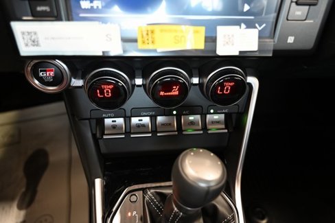 New 2025 Toyota GR86 Premium image 18