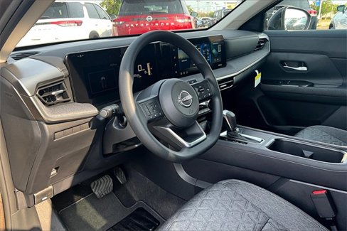 New 2026 Nissan Kicks SV w/ SV Premium Package image 6
