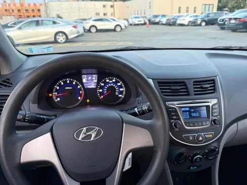 Used 2016 Hyundai Accent SE image 14