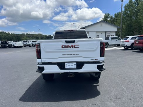 Used 2024 GMC Sierra 2500 AT4 w/ AT4 Preferred Package image 6