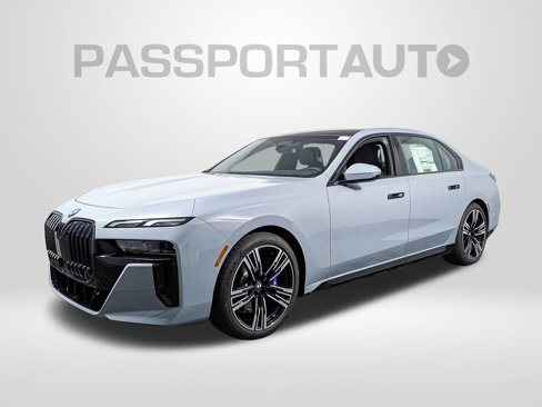 New 2026 BMW 740i xDrive image 1