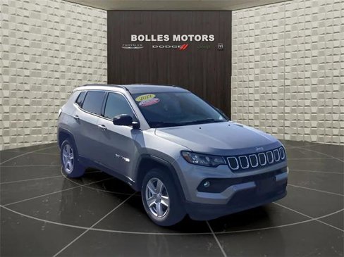 Certified 2022 Jeep Compass Latitude w/ Sun and Sound Group image 1