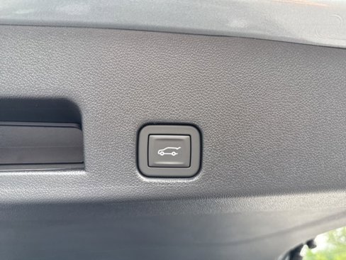 New 2026 GMC Acadia Denali w/ Super Cruise Package image 18