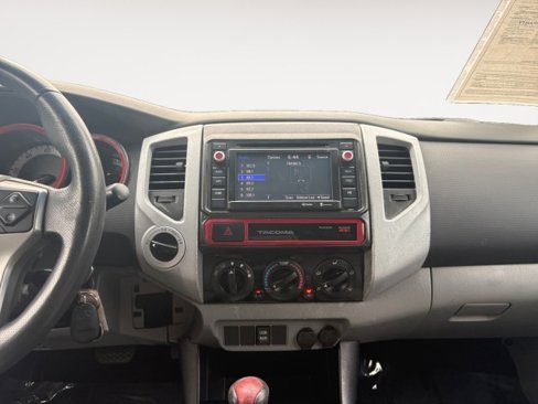 Used 2015 Toyota Tacoma 4x4 Double Cab image 6