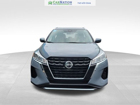 Used 2021 Nissan Kicks SV image 2