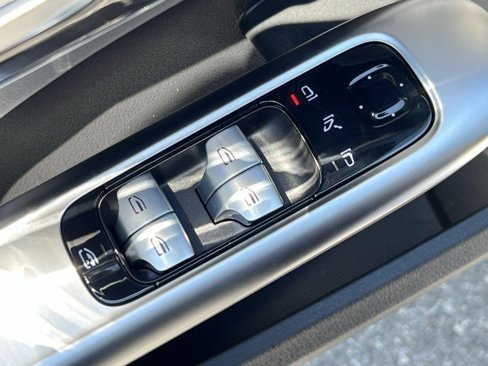 New 2025 Mercedes-Benz C 43 AMG 4MATIC Sedan image 13
