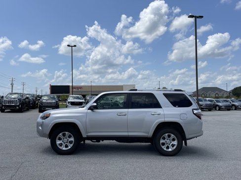 Used 2023 Toyota 4Runner SR5 image 4