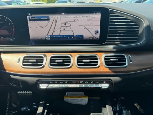 New 2026 Mercedes-Benz GLS 450 4MATIC image 12